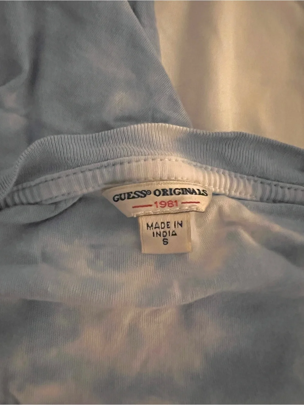 Guess Light Blue Tie-Dye Short Sleeve Tee with Multicolor Logo - Picture 3 of 6